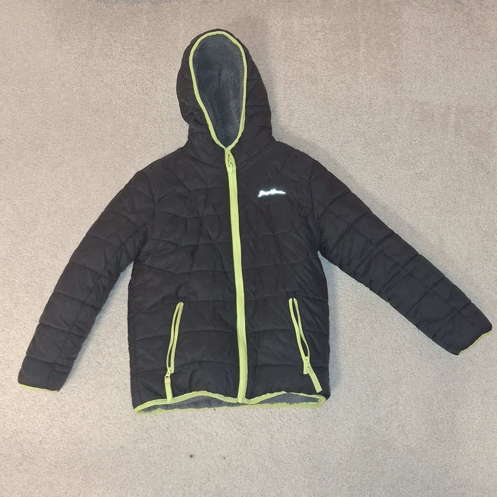 Size 7/8 Eddie Bauer Boys Reversable Winter Coat